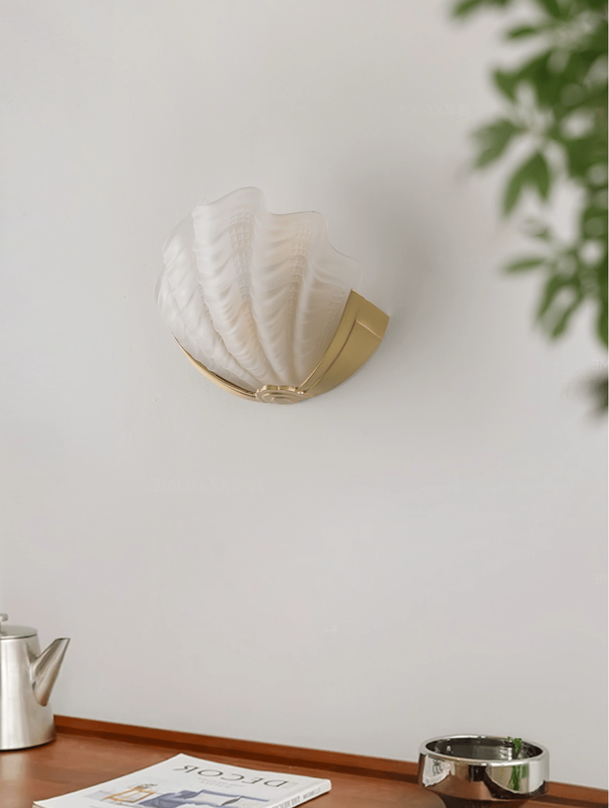 Art Deco Scallop Wall Light