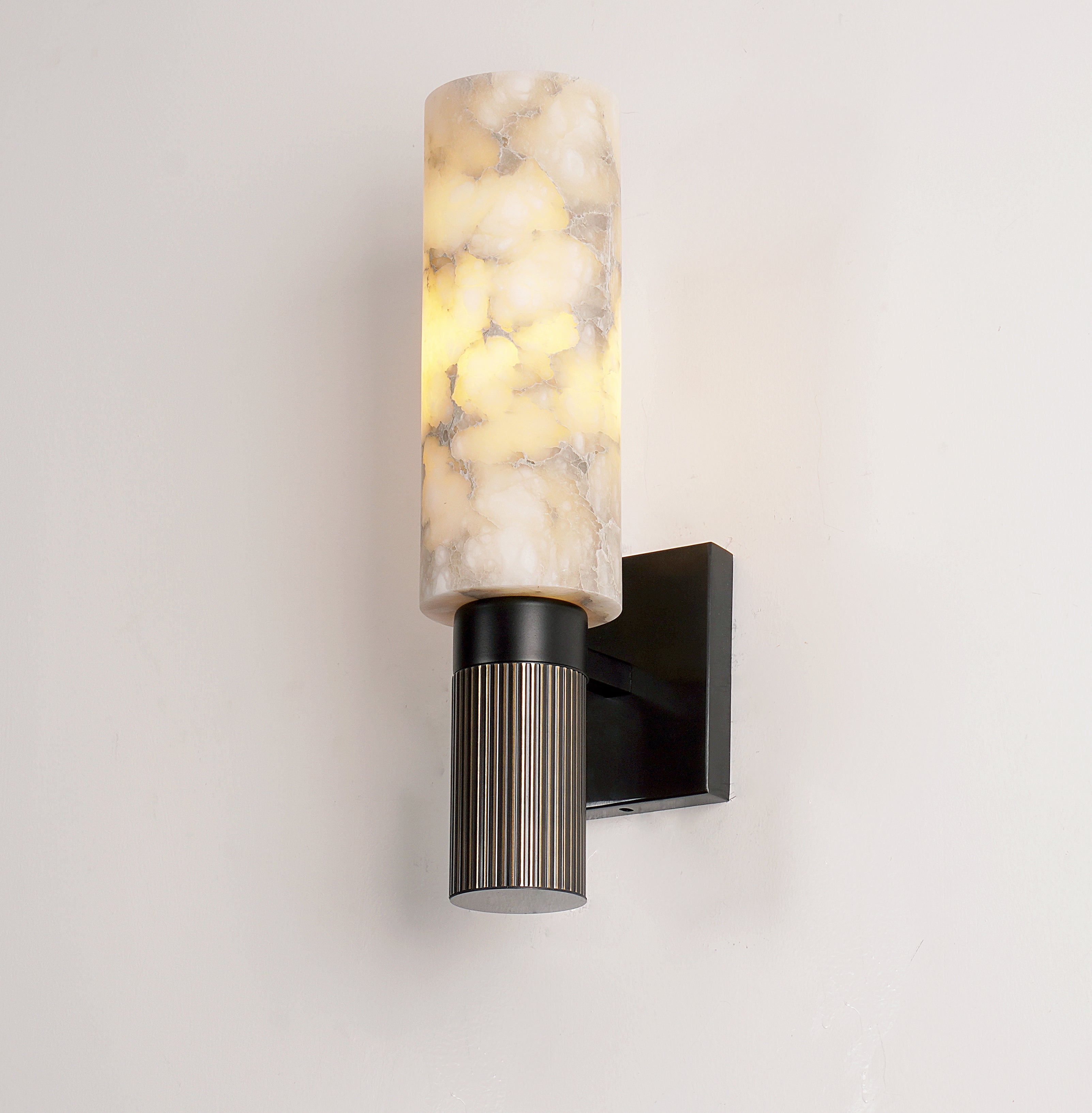 Ansu Wall Lamp