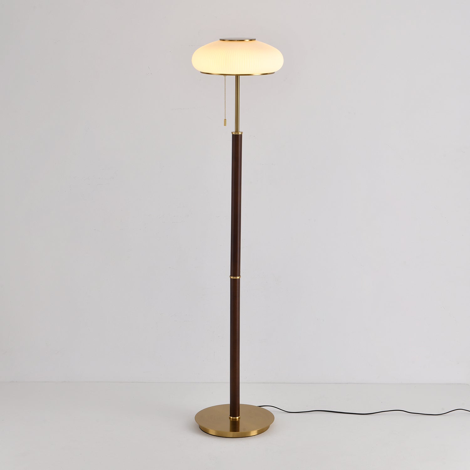 Arvia Floor Lamp