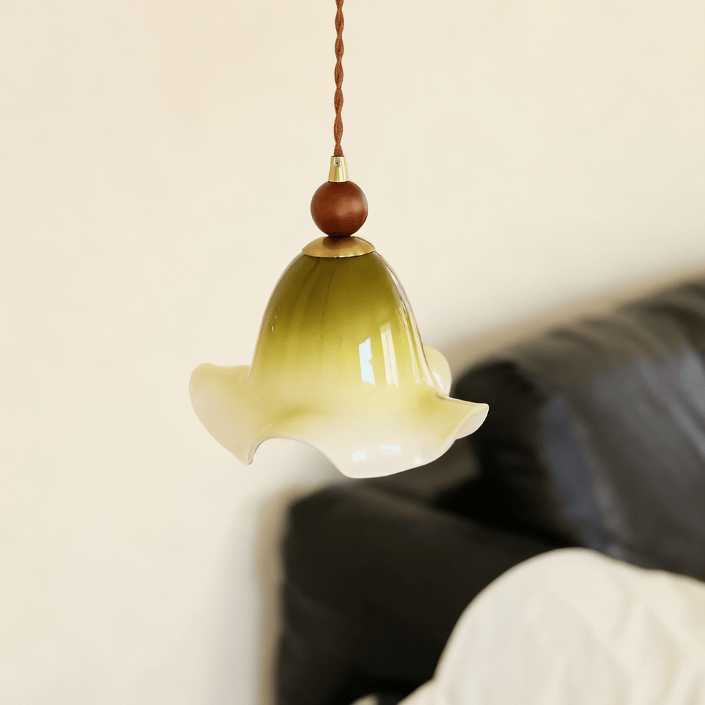 Gradient Petal Pendant Lamp