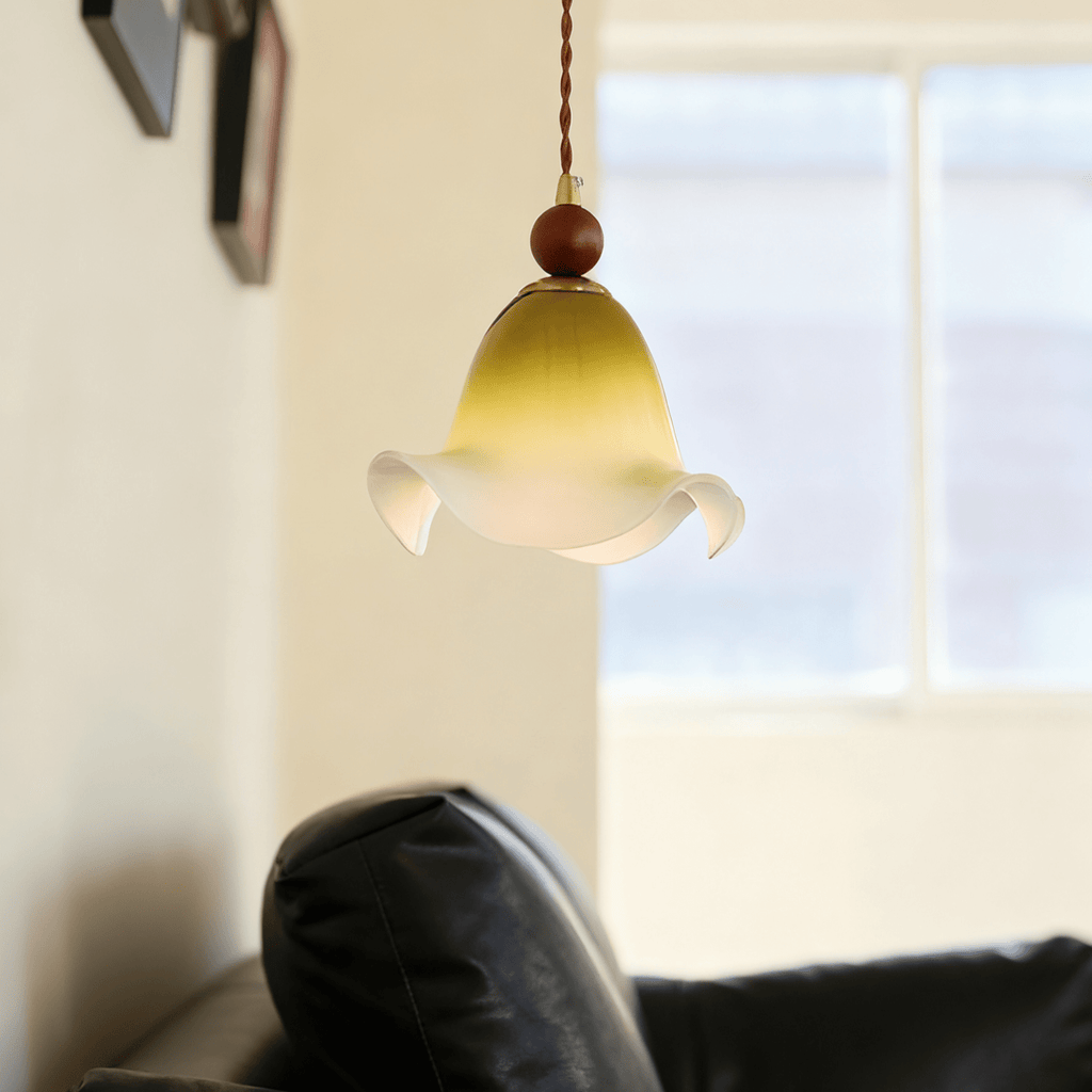 Gradient Petal Pendant Lamp