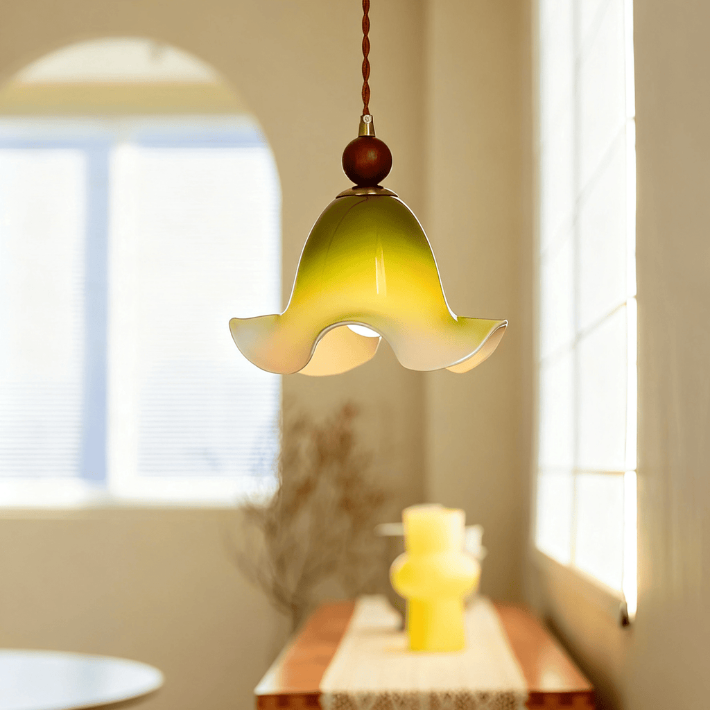 Gradient Petal Pendant Lamp