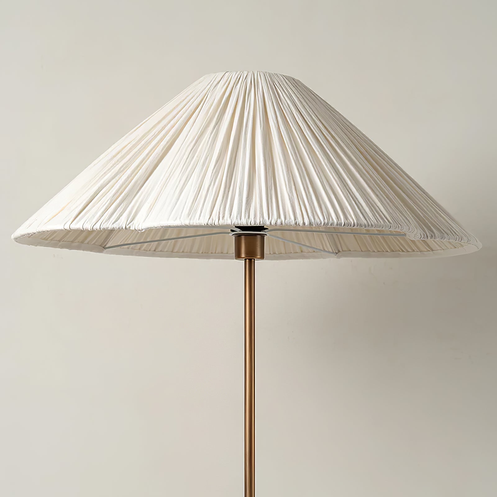 Tansu Floor Lamp