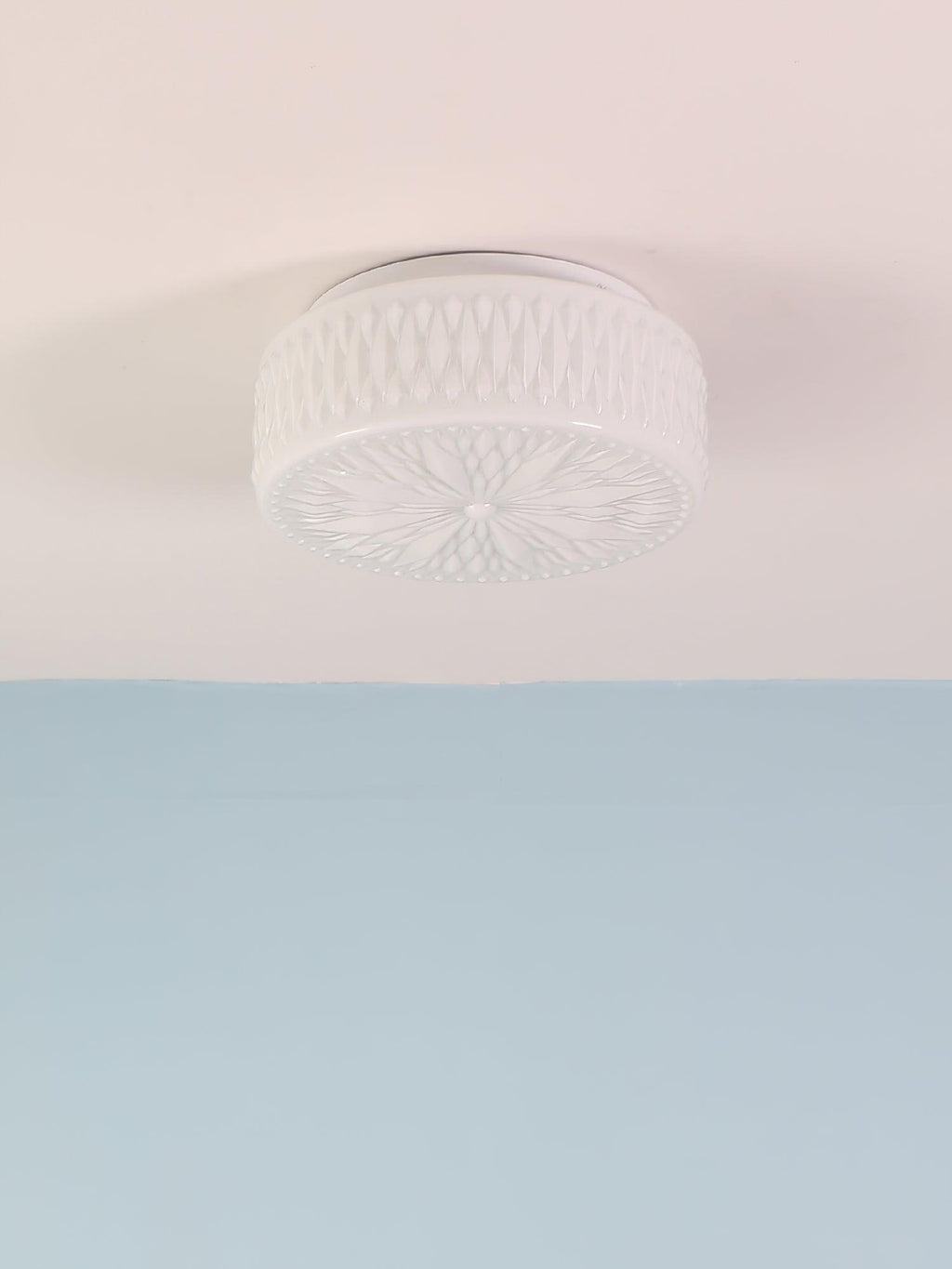 Abker Ceiling Light
