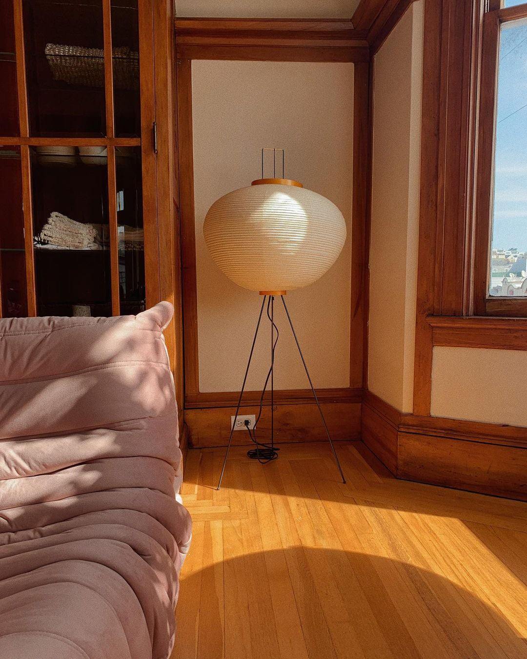 Akari Floor Lamp