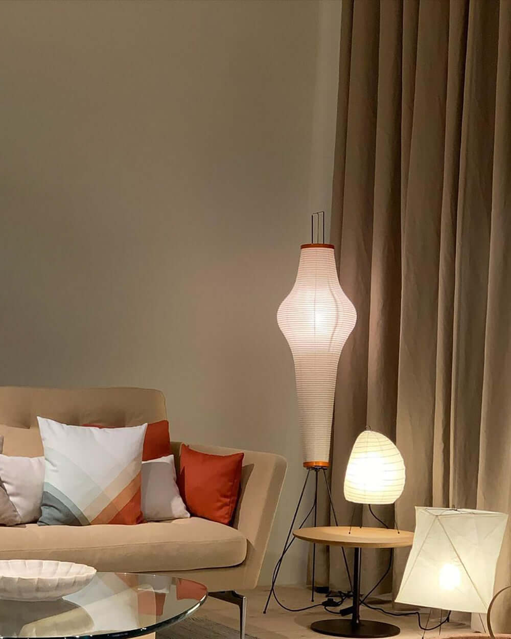Akari Floor Lamp