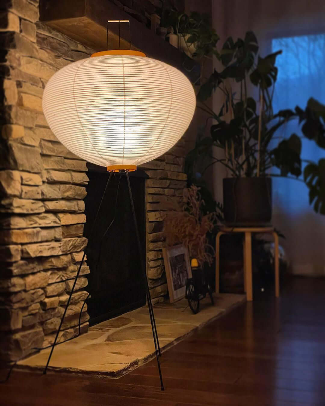 Akari Floor Lamp