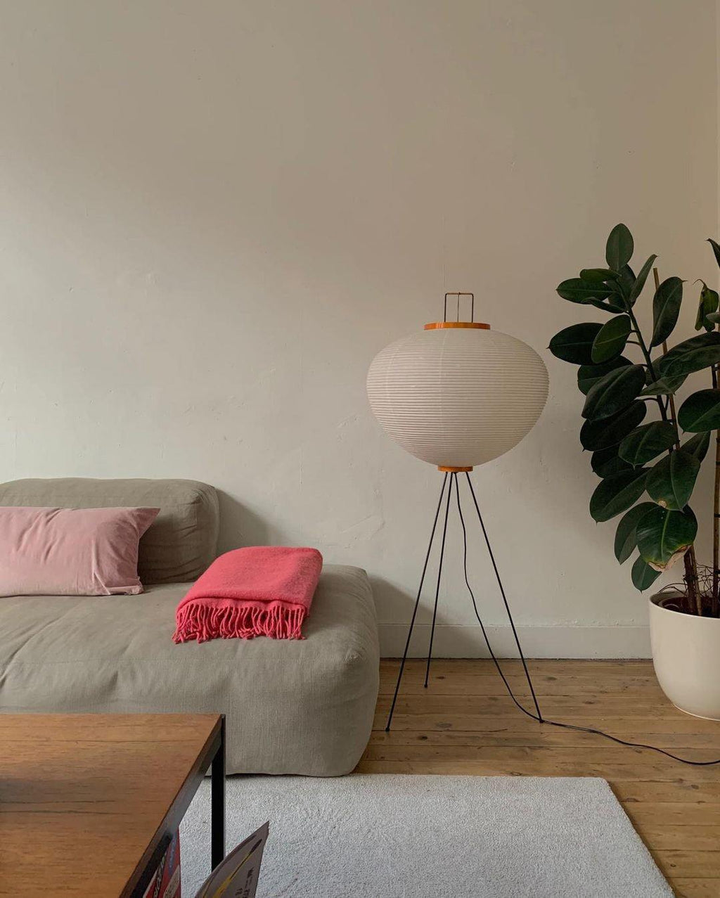 Akari Floor Lamp