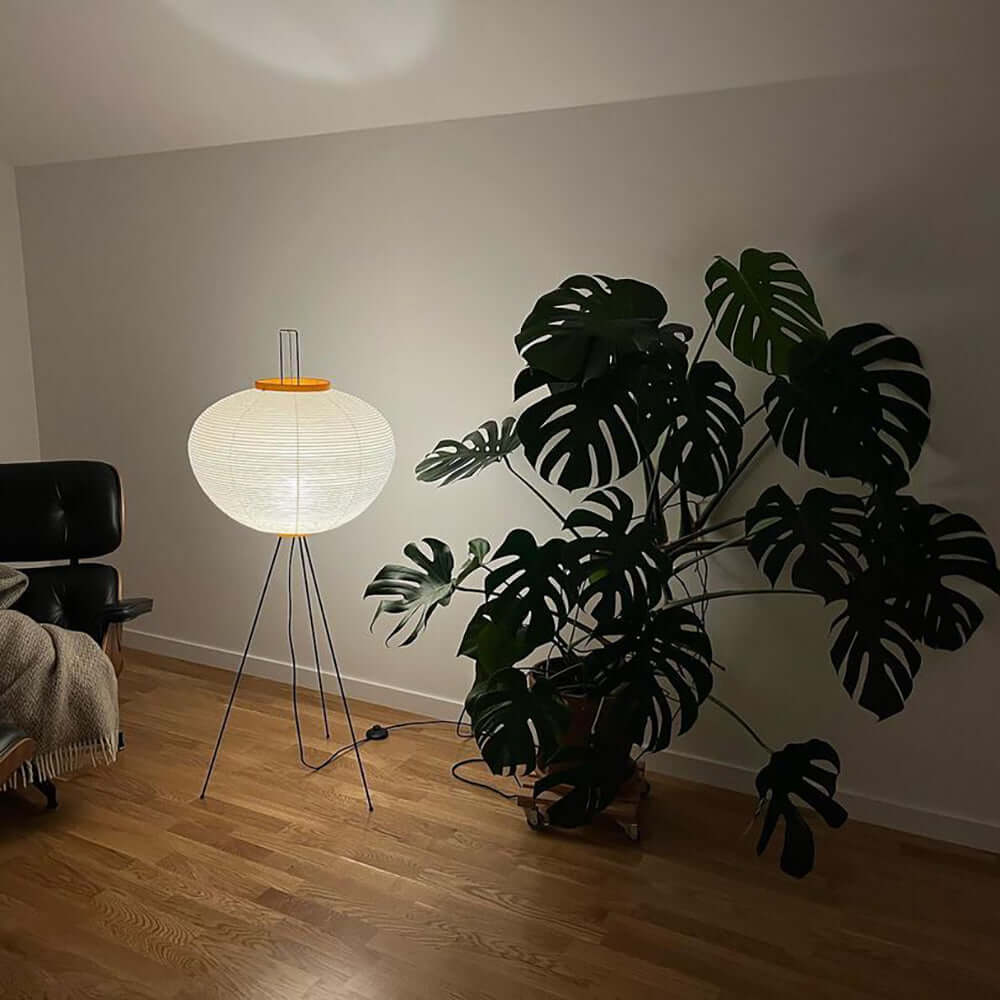 Akari Floor Lamp