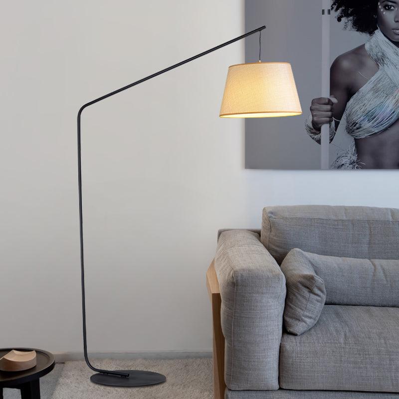Al-Aqir Floor Lamp