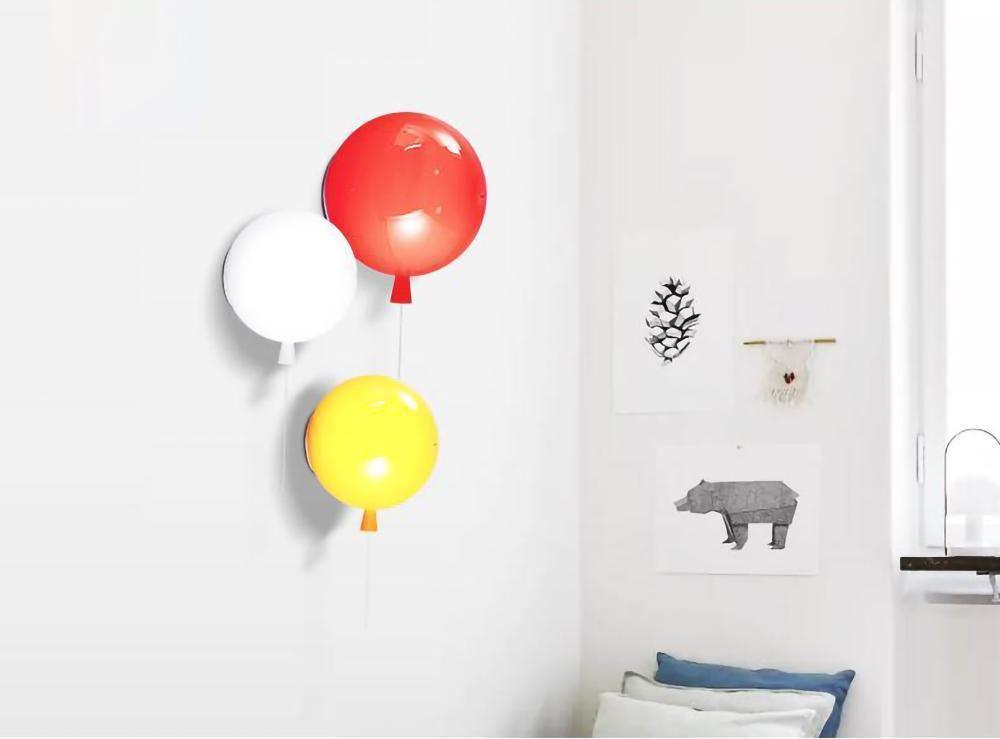 Balloon Wall Lamp