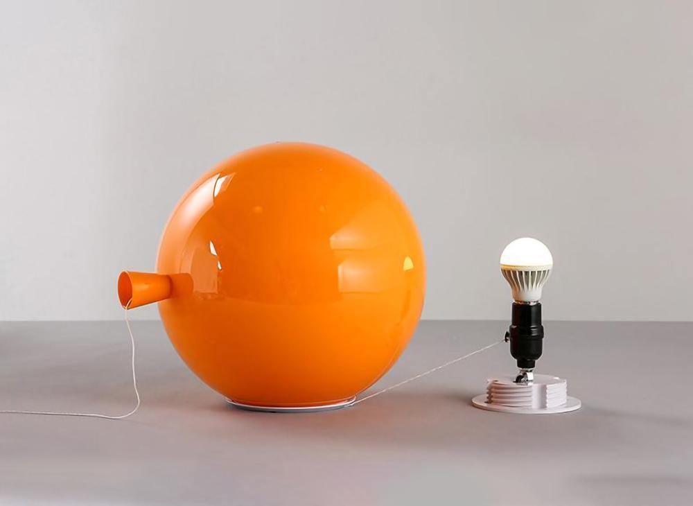 Balloon Wall Lamp