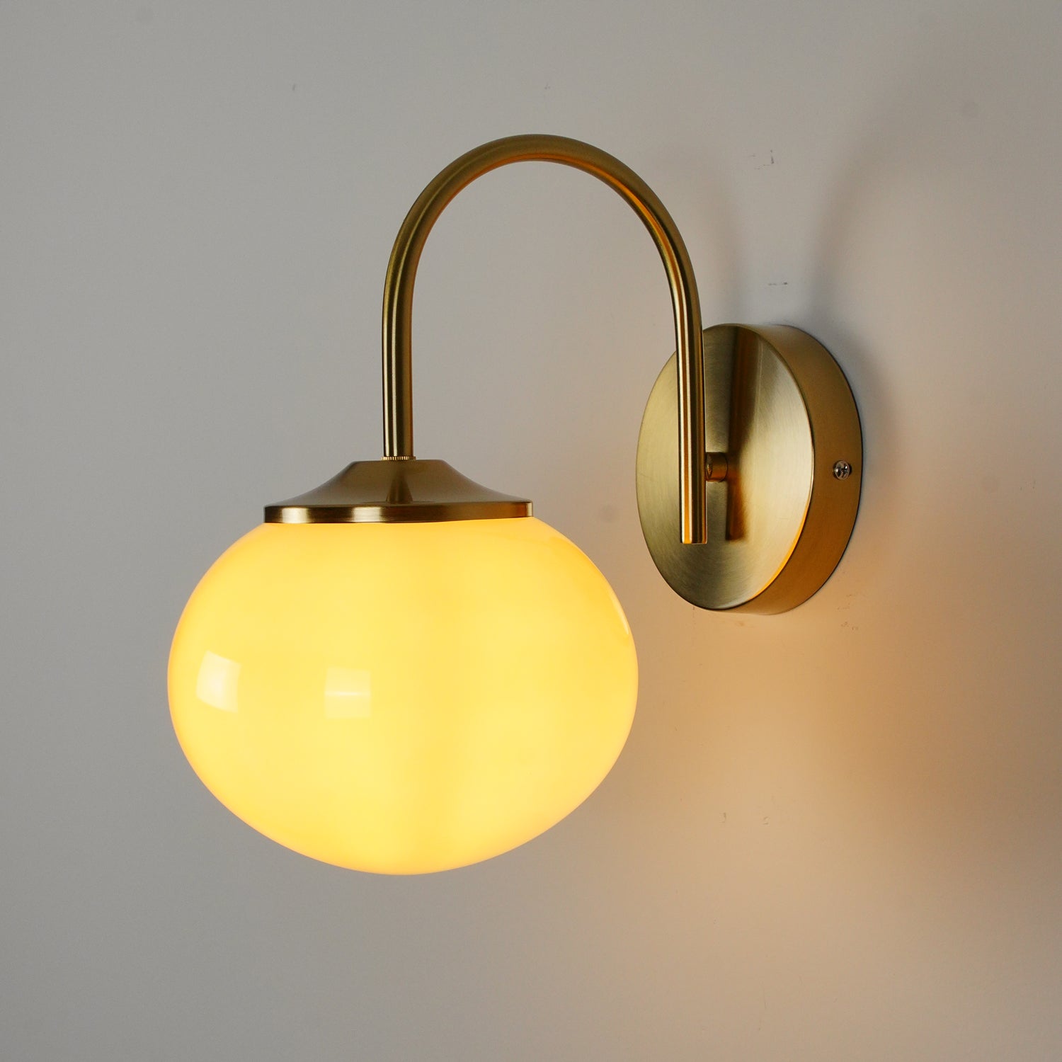 Bubble Pot Wall Lamp