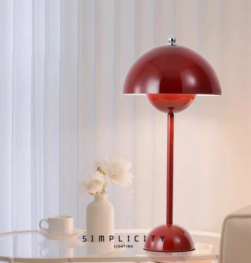 Bud Table Lamp