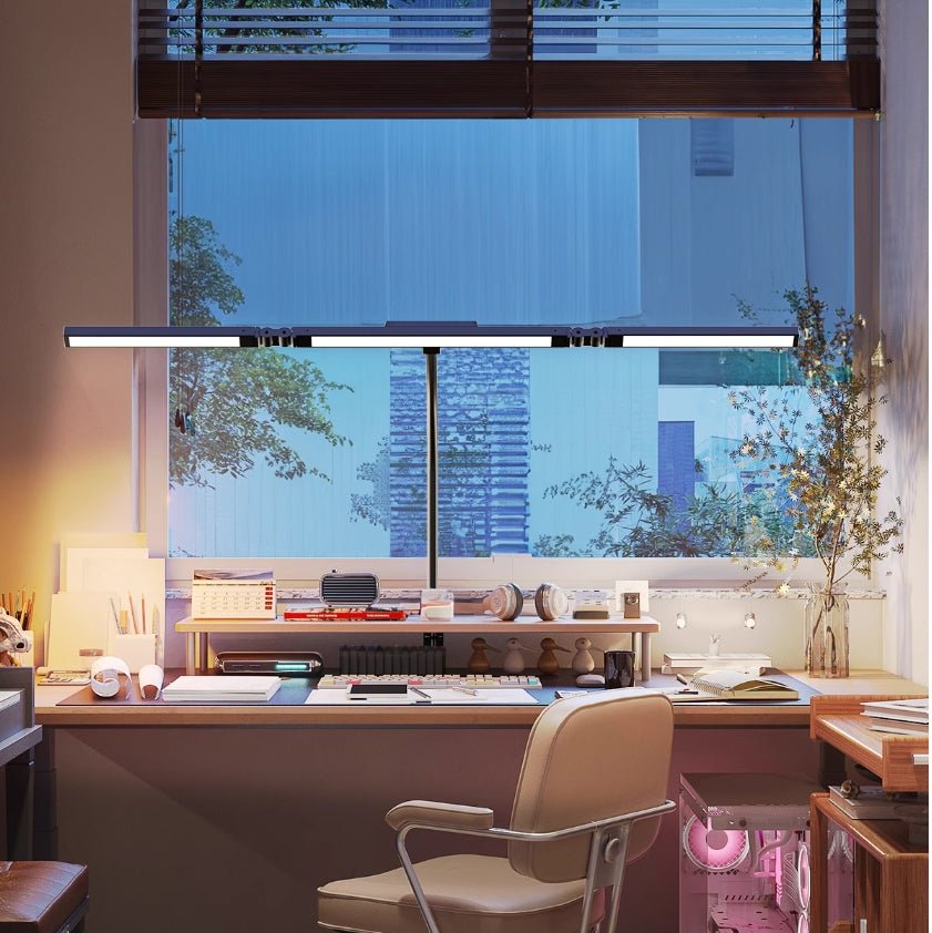 ClearView Plus Desk Lamp