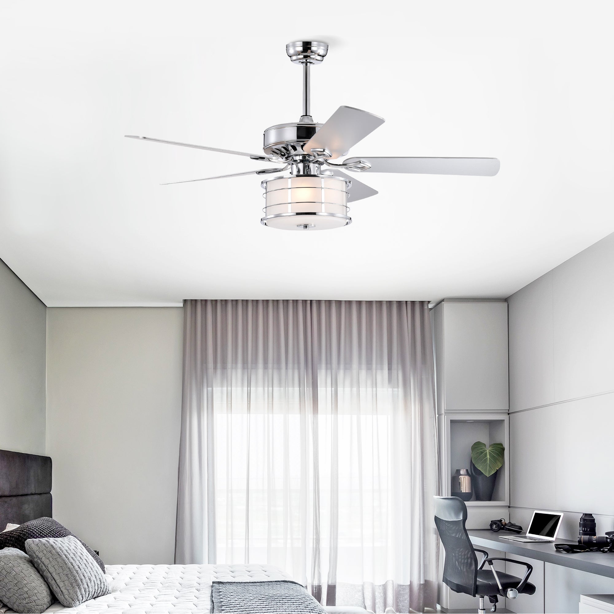 Crystal Breeze Ceiling Fan Light