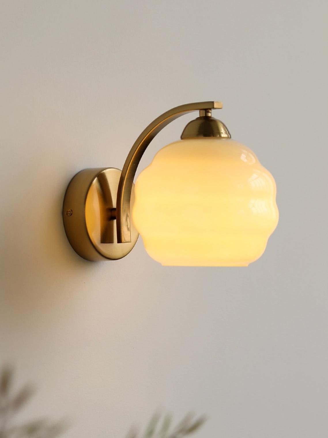 Curved Retro Wall Lamp