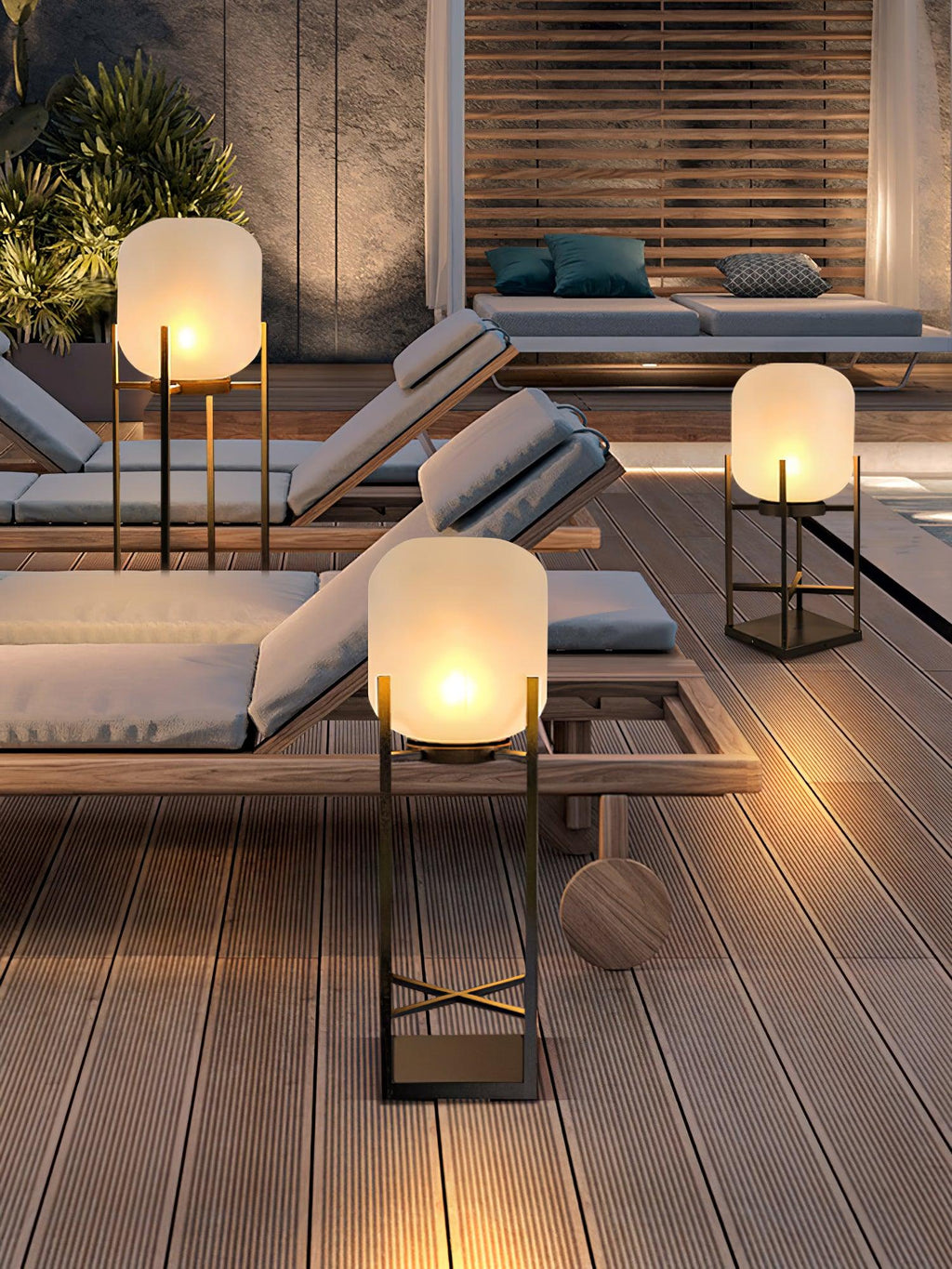 Lantern Outdoor Floor Lamp