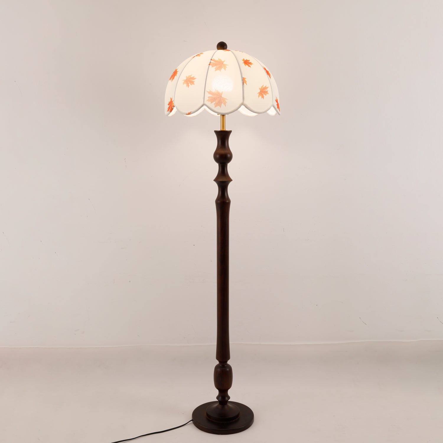 Nova Floor Lamp