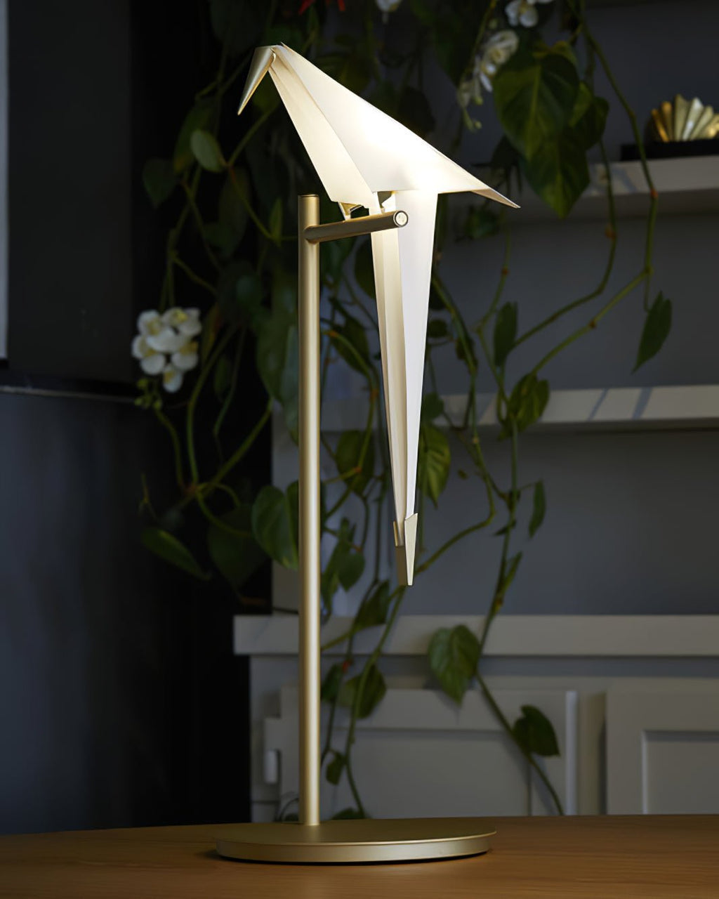 Paper Crane Table Lamp