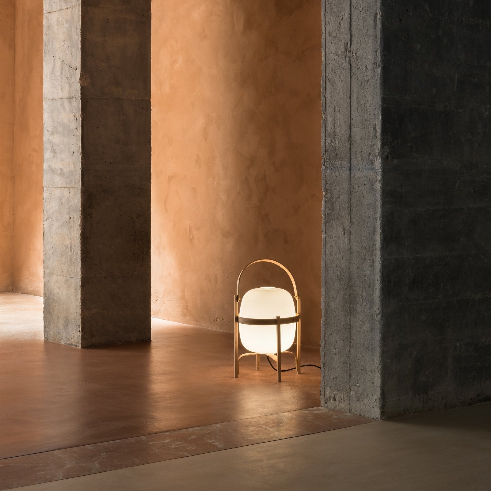 Portable Lantern Glass Table Lamp Type A