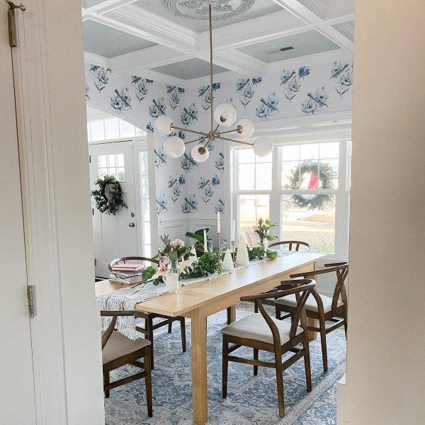 Staggered Glass 6 Light Chandelier