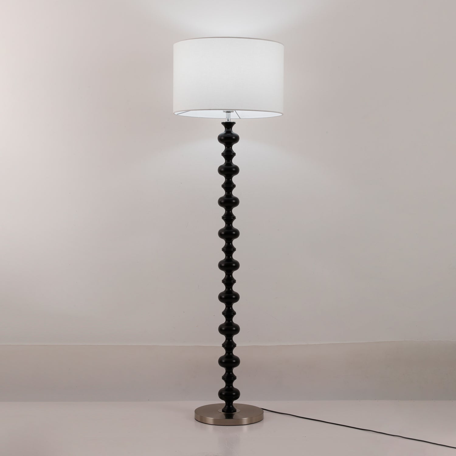 Vera Sculptural Floor Lamp