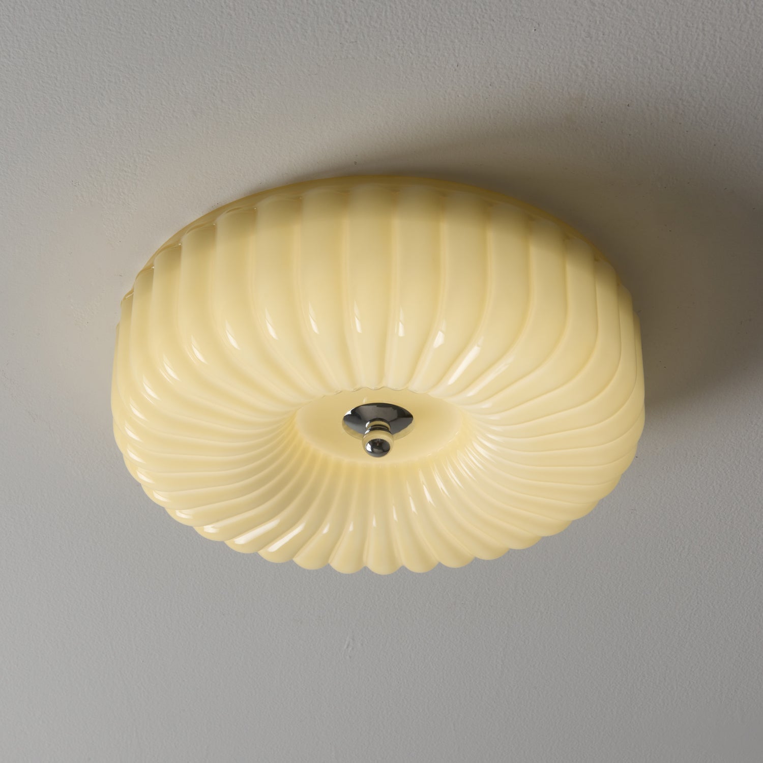 Vivid Ripple Ceiling Light